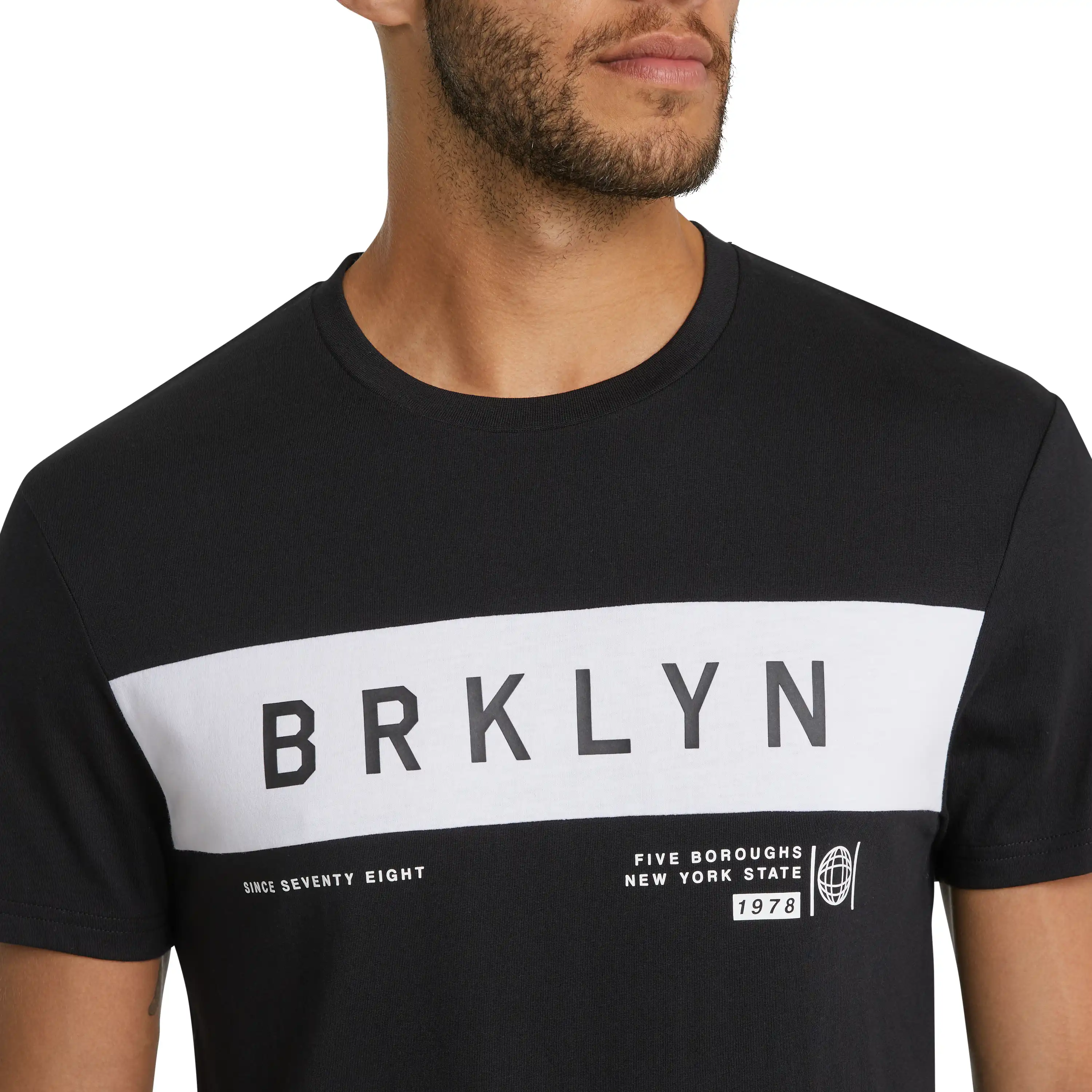 4031-black-nolan-graphic-crew-neck-tee-black-1.webp