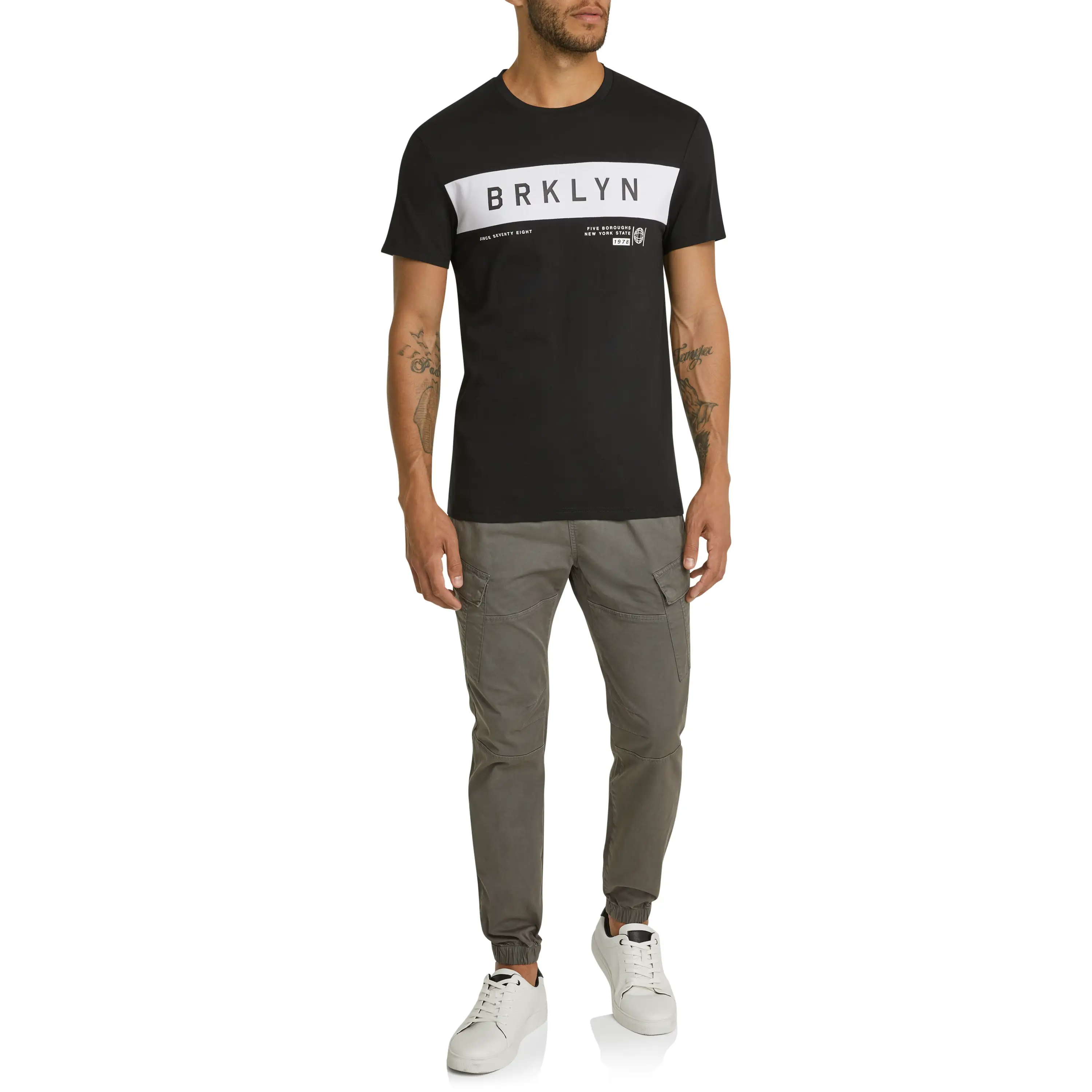 4031-black-nolan-graphic-crew-neck-tee-black-1.webp