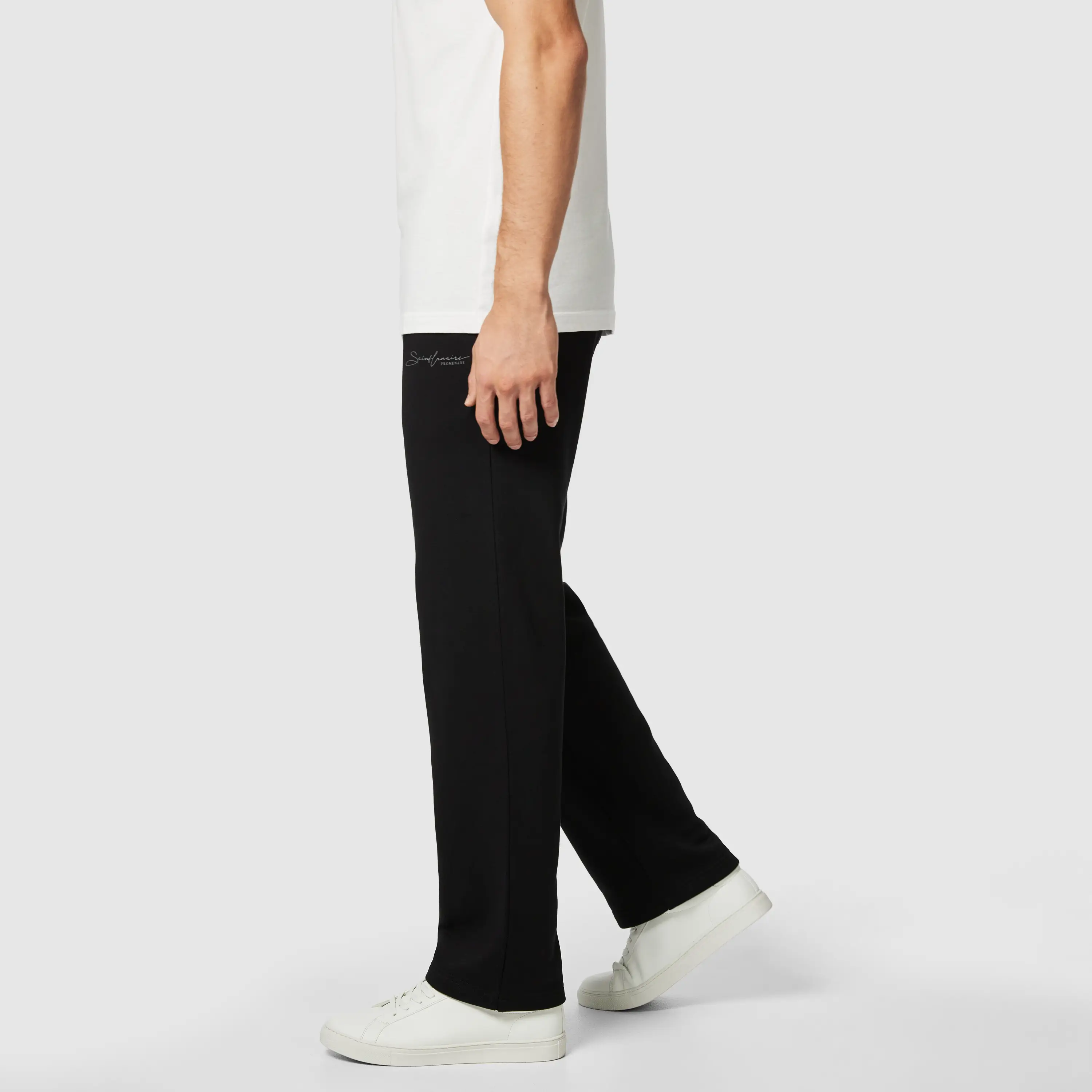 4105-black-levi-sweat-pant-black-1.webp
