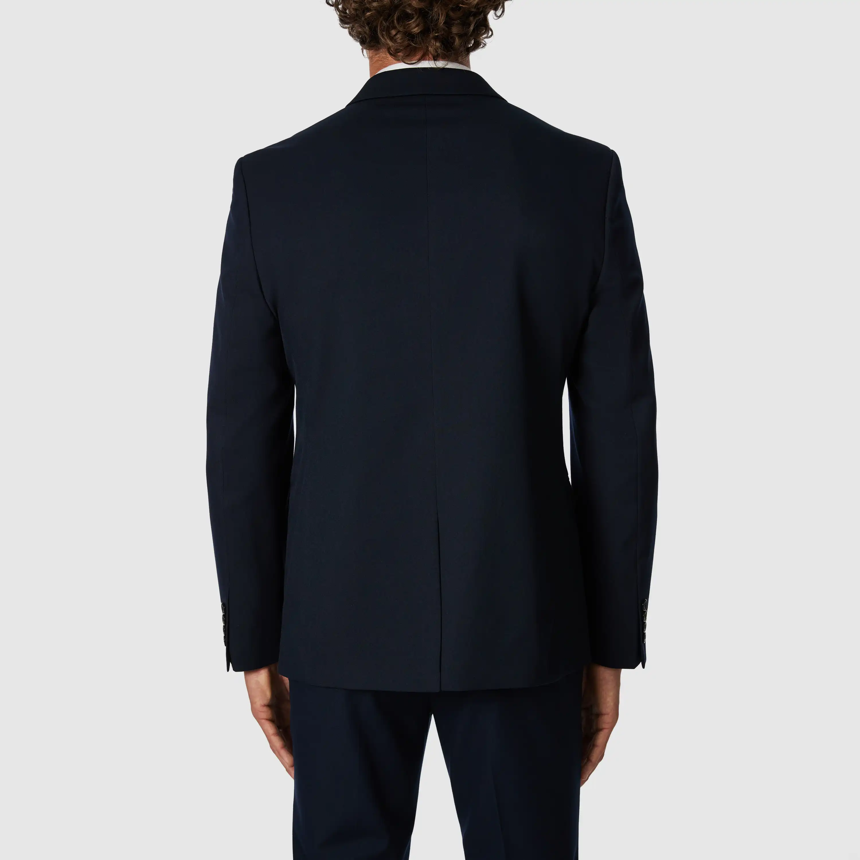 50-navy-diamond-stretch-slim-suit-3.webp