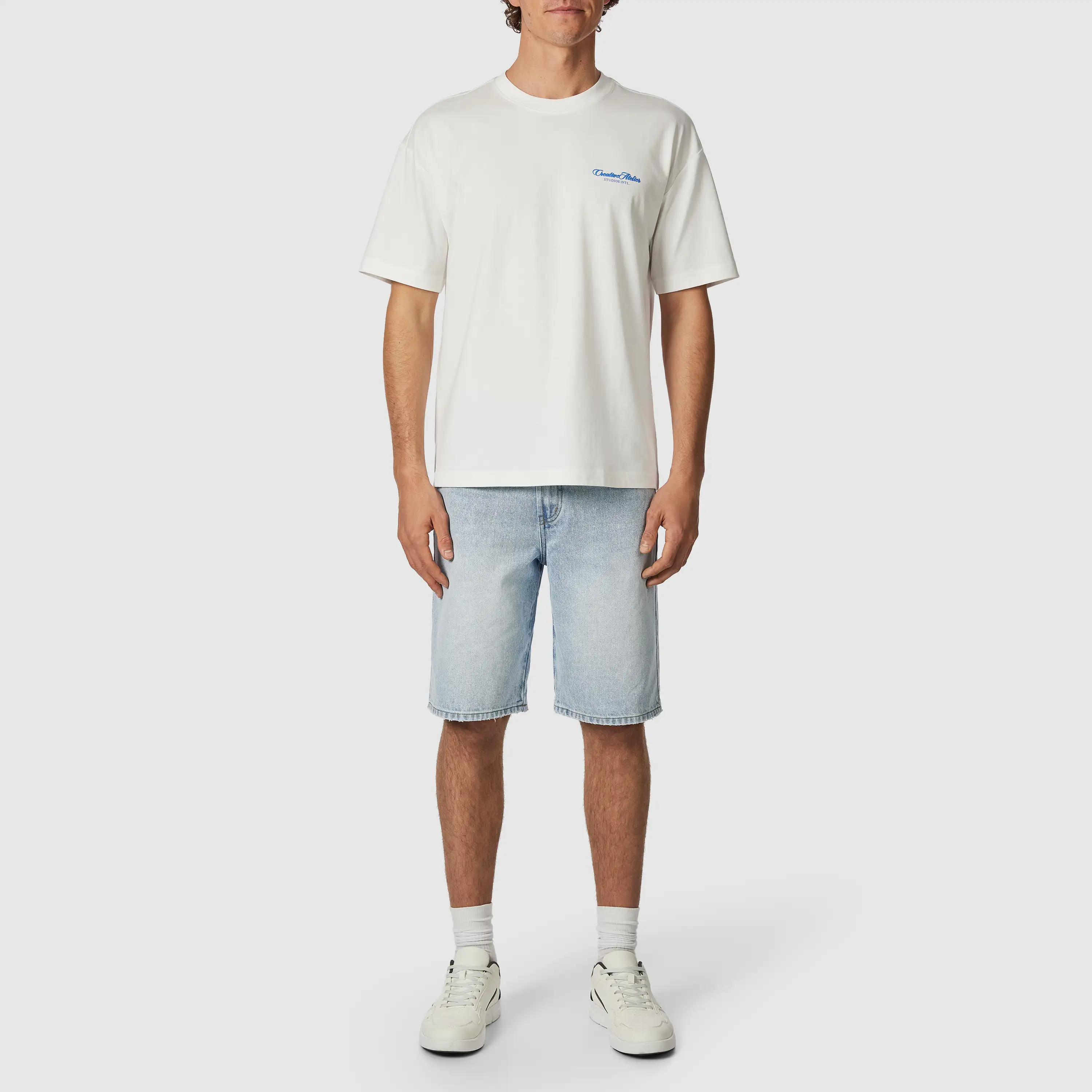 67-off-white-dex-boxy-graphic-crew-neck-tee-off-white-1.webp